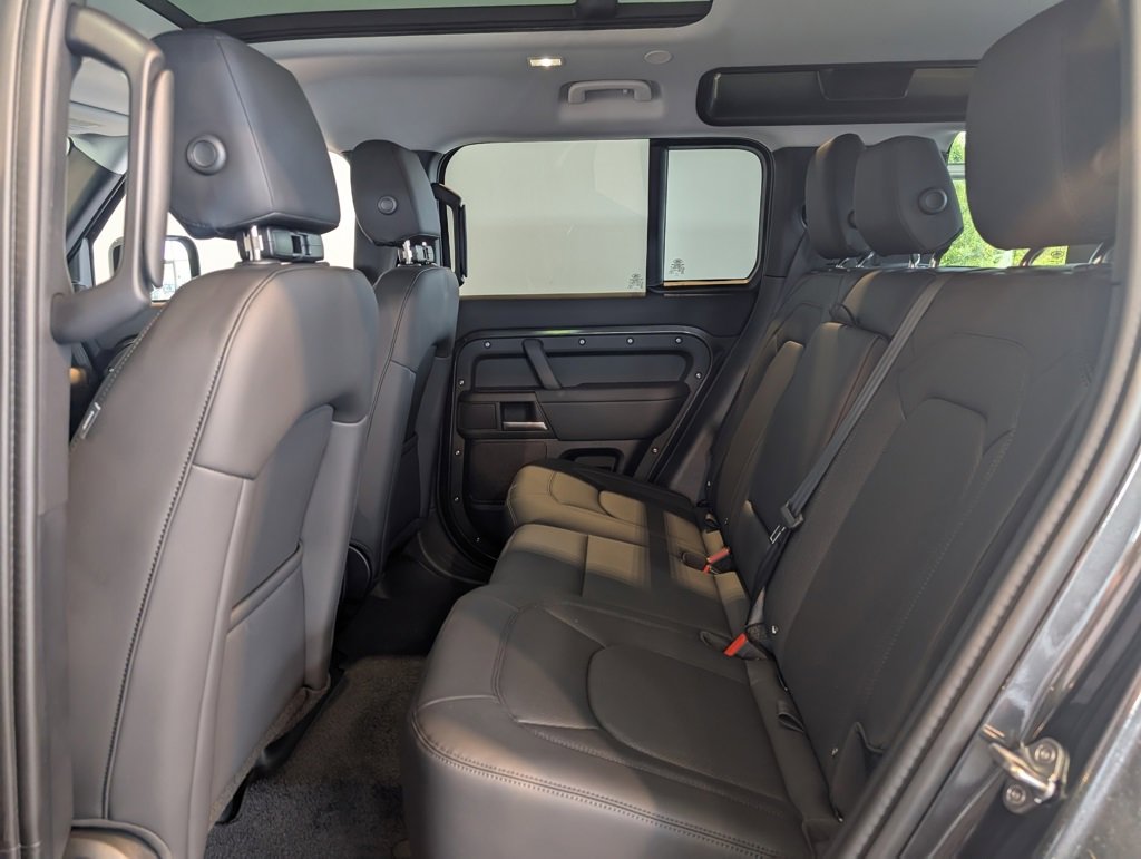New 2025 Land Rover Defender 110 S image 24