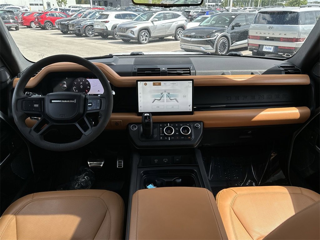 Used 2023 Land Rover Defender 110 V8 image 19