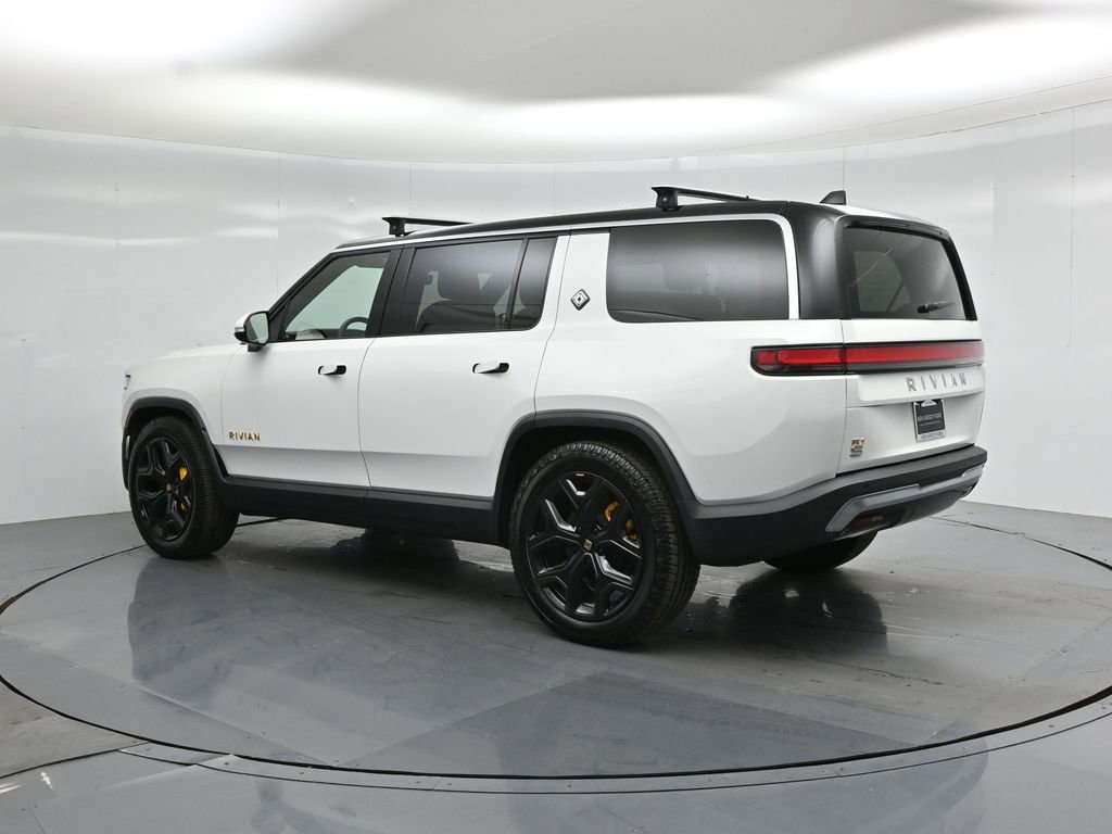 Used 2024 Rivian R1S Adventure AWD/4WD image 6
