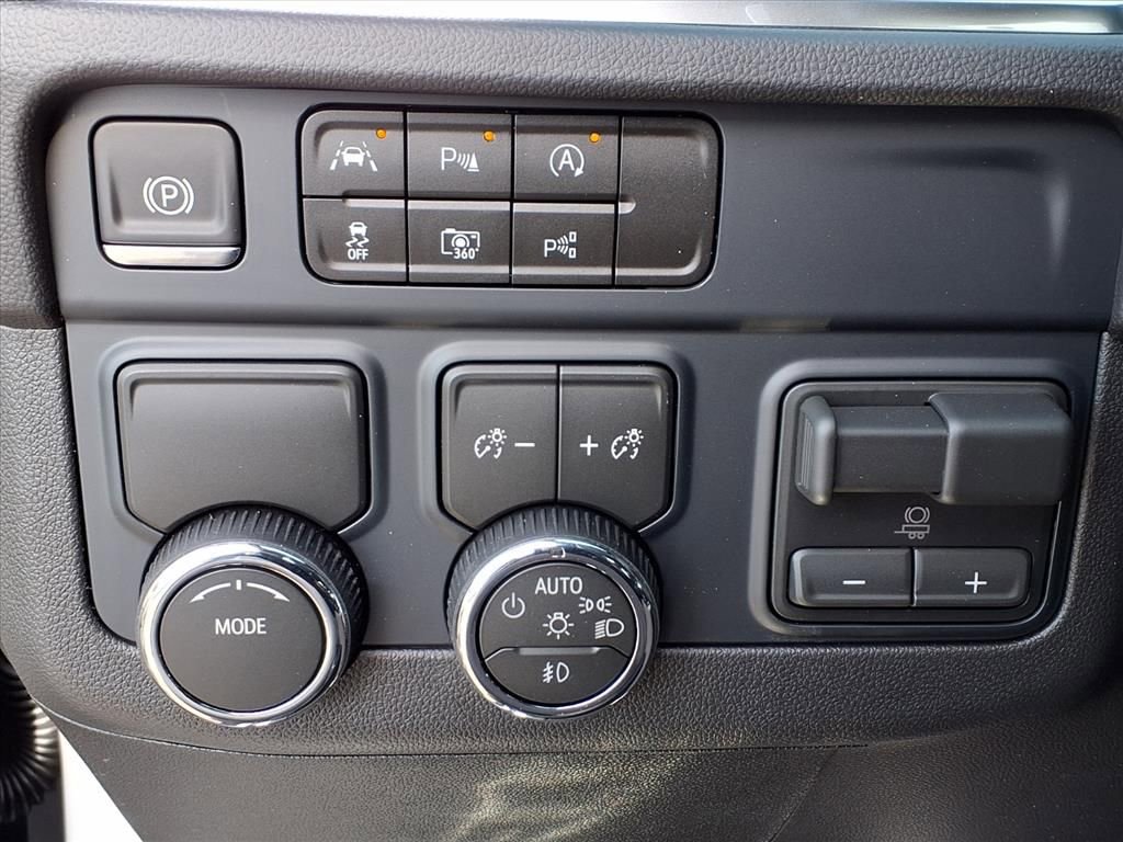 New 2026 Chevrolet Tahoe Premier w/ Sun And Tow Package image 18