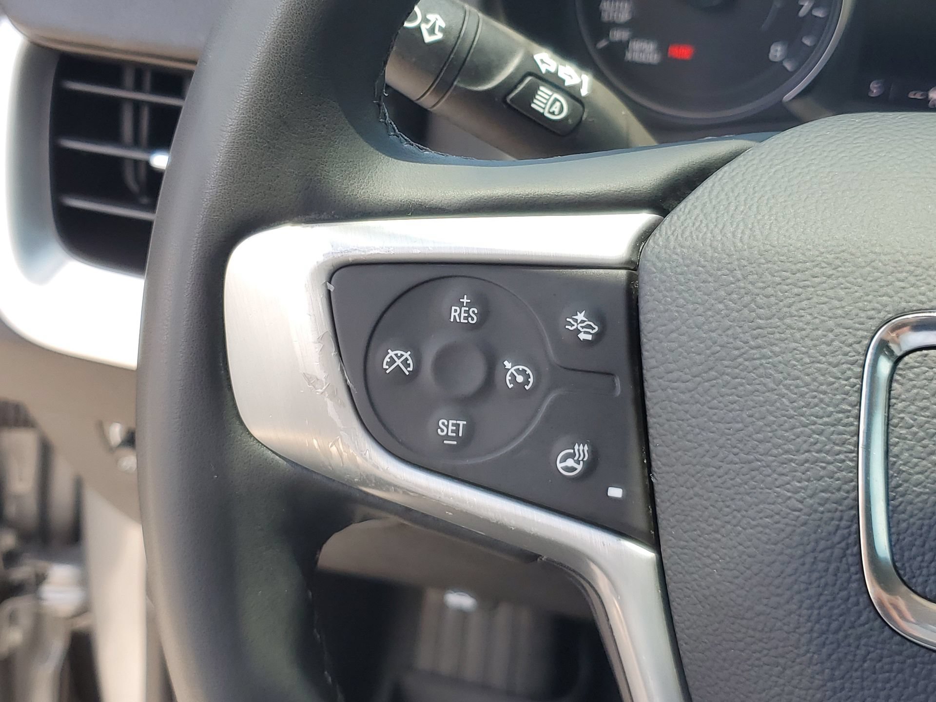 Used 2023 GMC Terrain SLT w/ LPO, Floor Liner Package FWD image 21