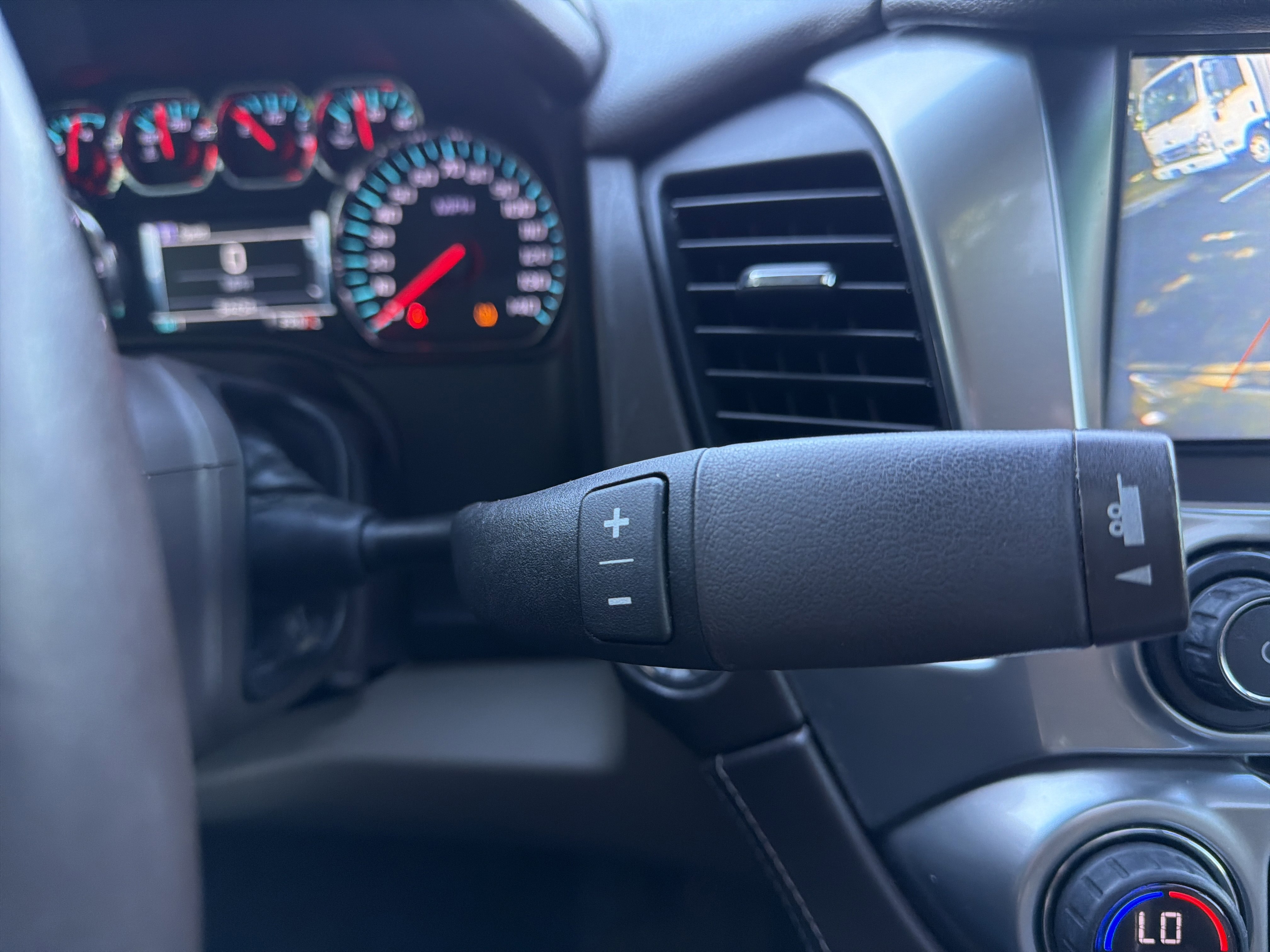 Used 2019 Chevrolet Tahoe LT AWD/4WD image 24