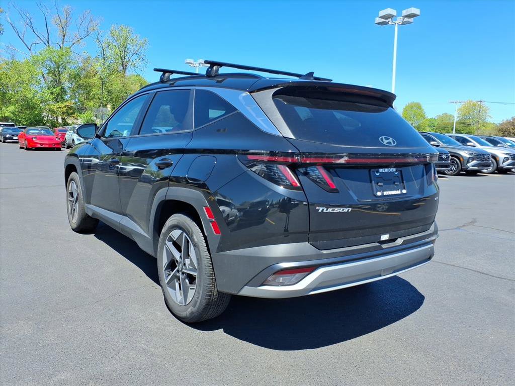 Certified 2025 Hyundai Tucson SEL AWD/4WD image 8