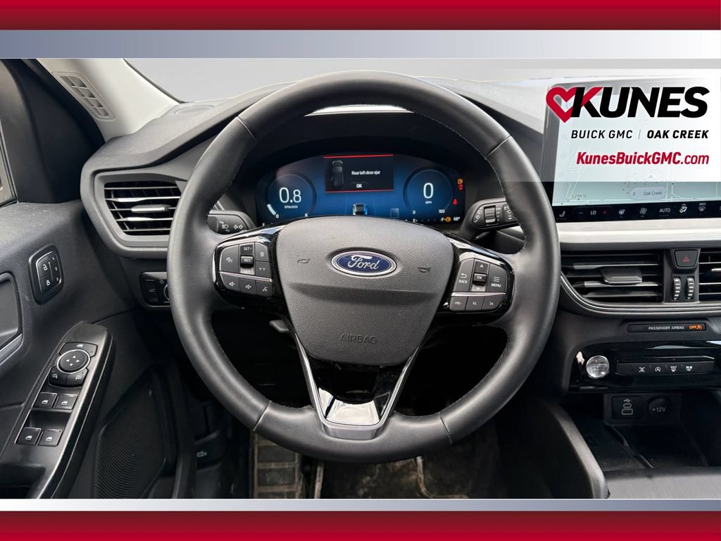 Used 2025 Ford Escape Platinum AWD/4WD image 15