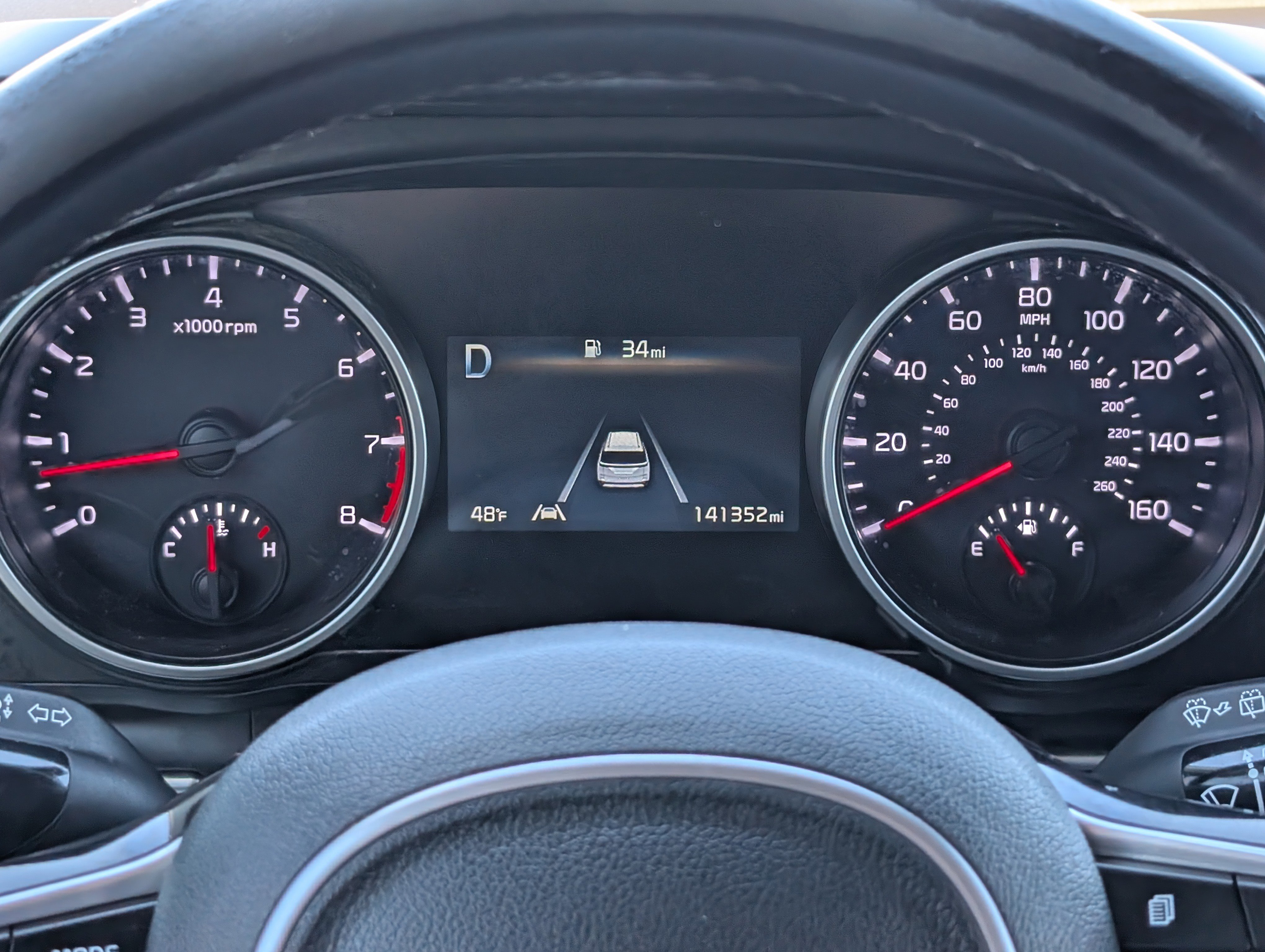 Used 2023 Kia Carnival LX image 25