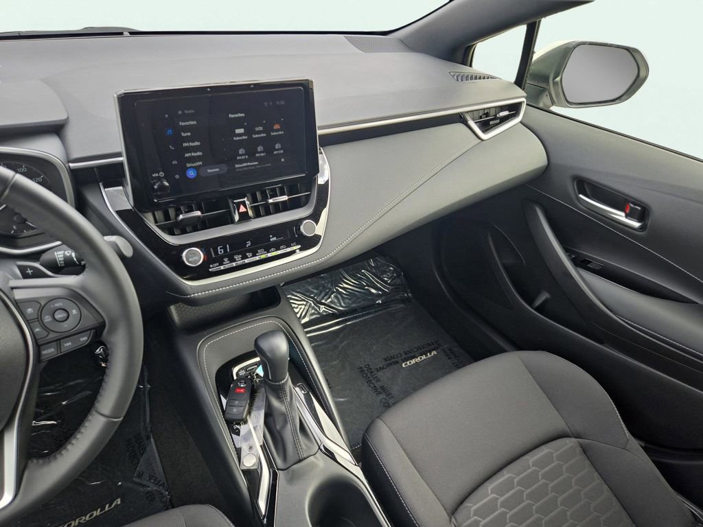 Used 2025 Toyota Corolla SE image 21