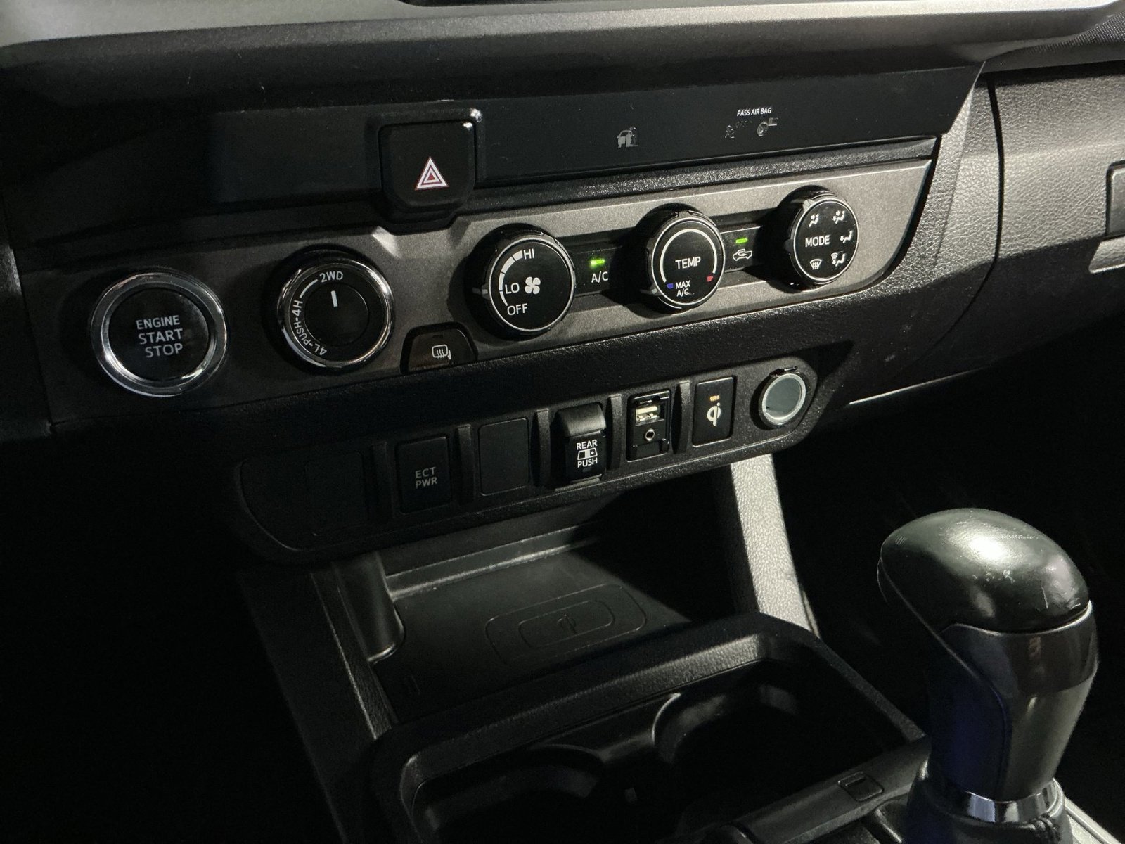 Used 2019 Toyota Tacoma TRD Off-Road AWD/4WD image 22