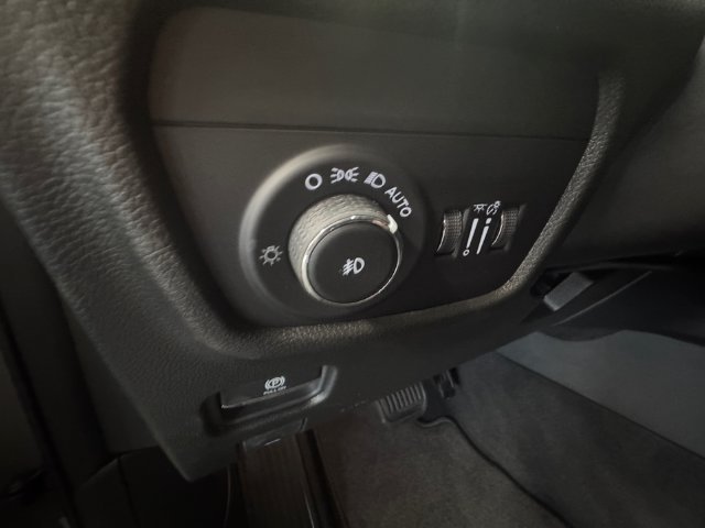 New 2027 Jeep Grand Cherokee Limited AWD/4WD image 27