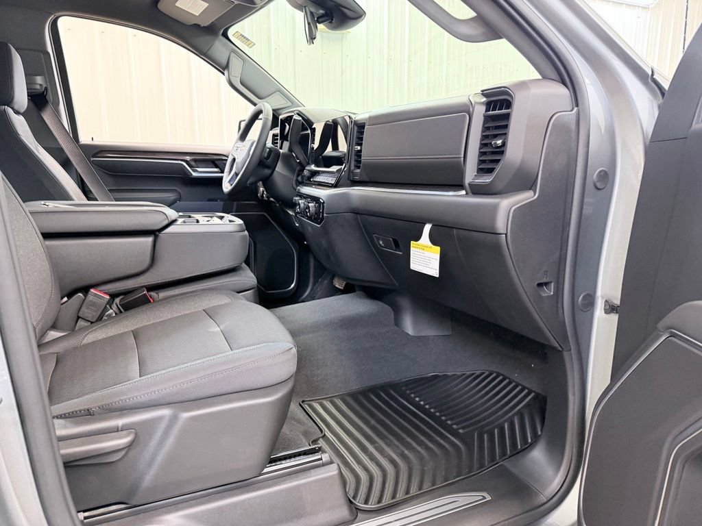 New 2026 Chevrolet Silverado 1500 LT AWD/4WD image 32