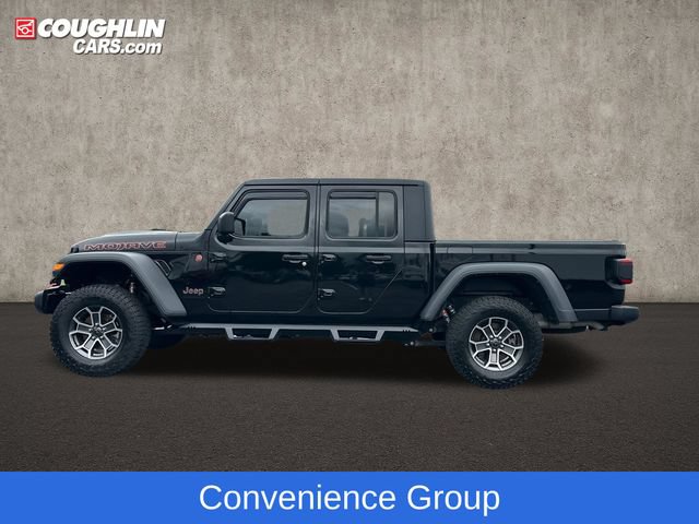 Used 2024 Jeep Gladiator Mojave w/ Technology Group AWD/4WD image 6