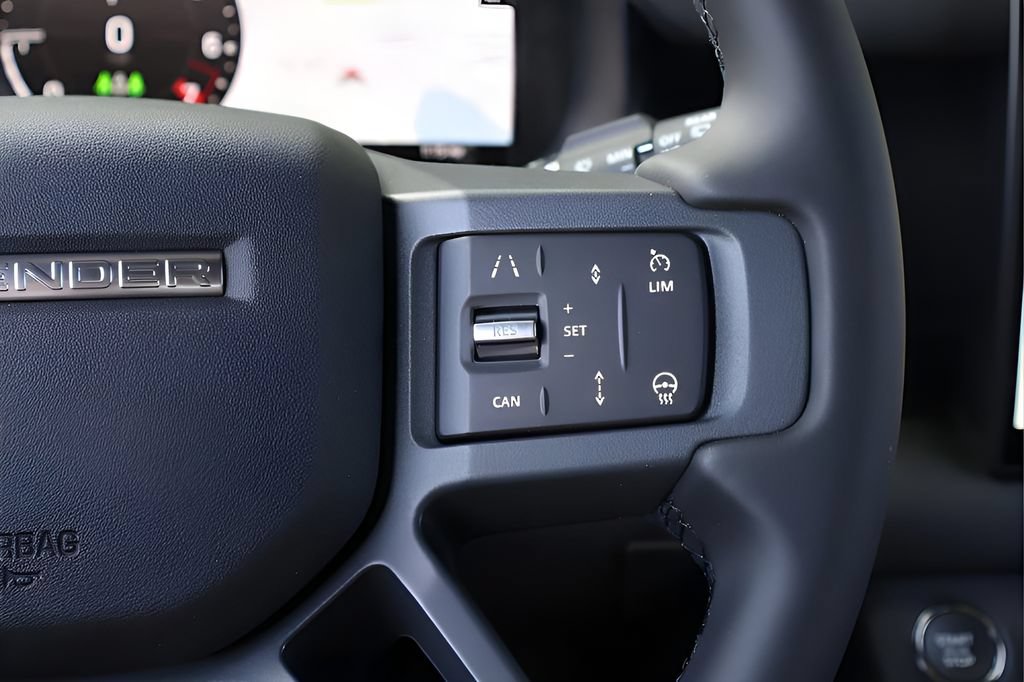 Used 2025 Land Rover Defender 110 S AWD/4WD image 18