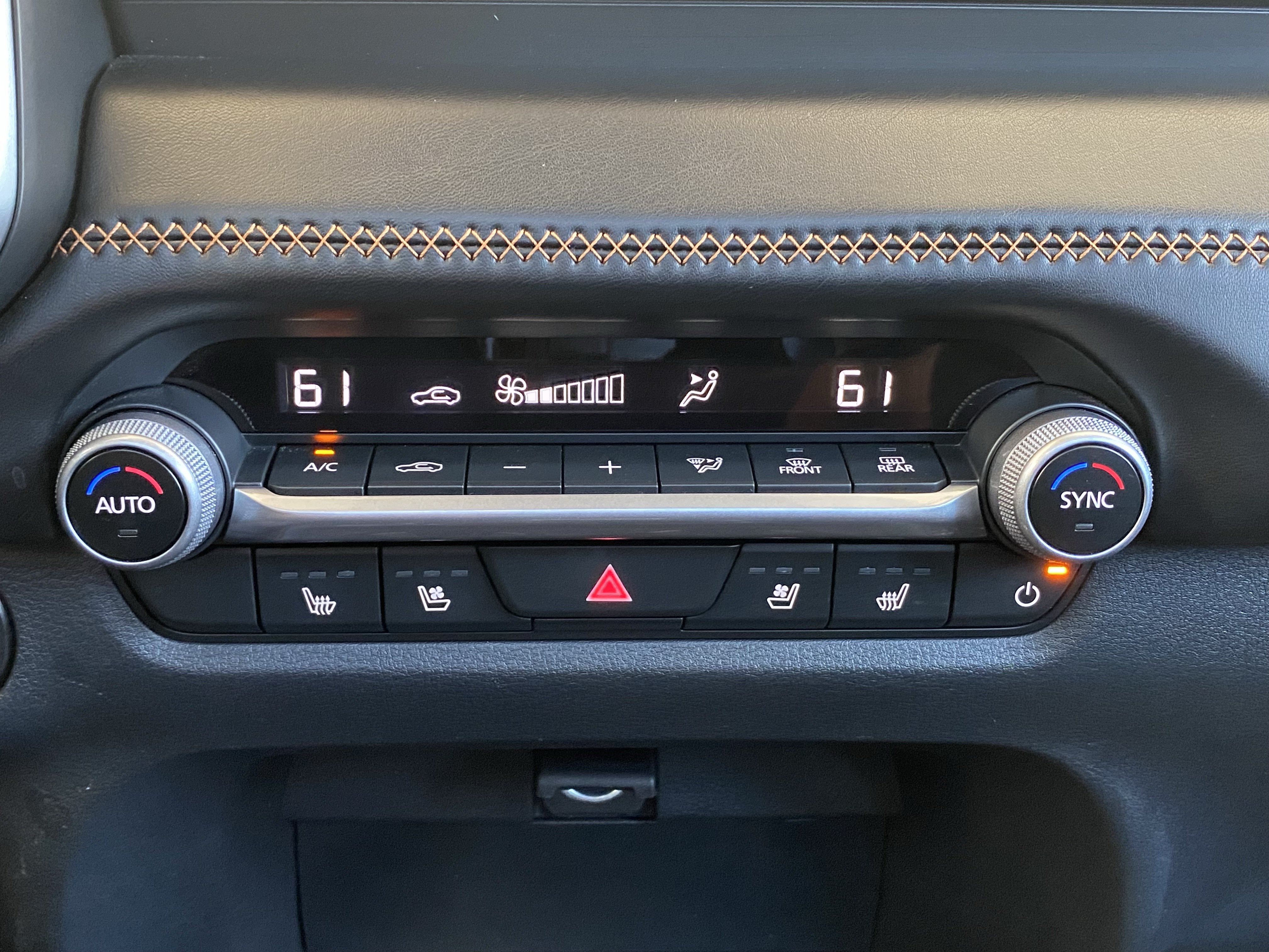 Certified 2026 MAZDA CX-50 AWD 2.5 Hybrid w/ Weather Package image 37