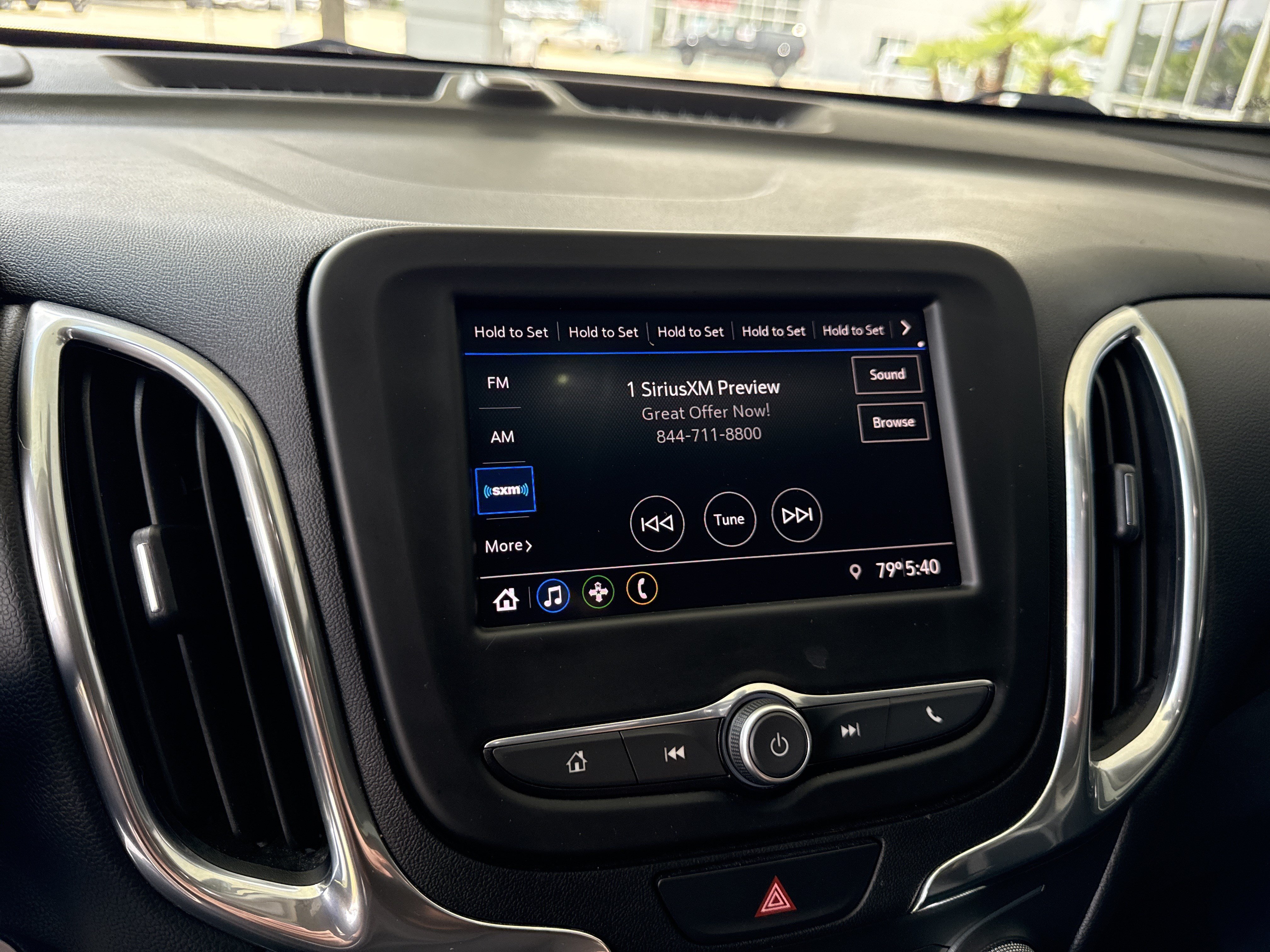 Used 2020 Chevrolet Equinox LT w/ Midnight Edition FWD image 22