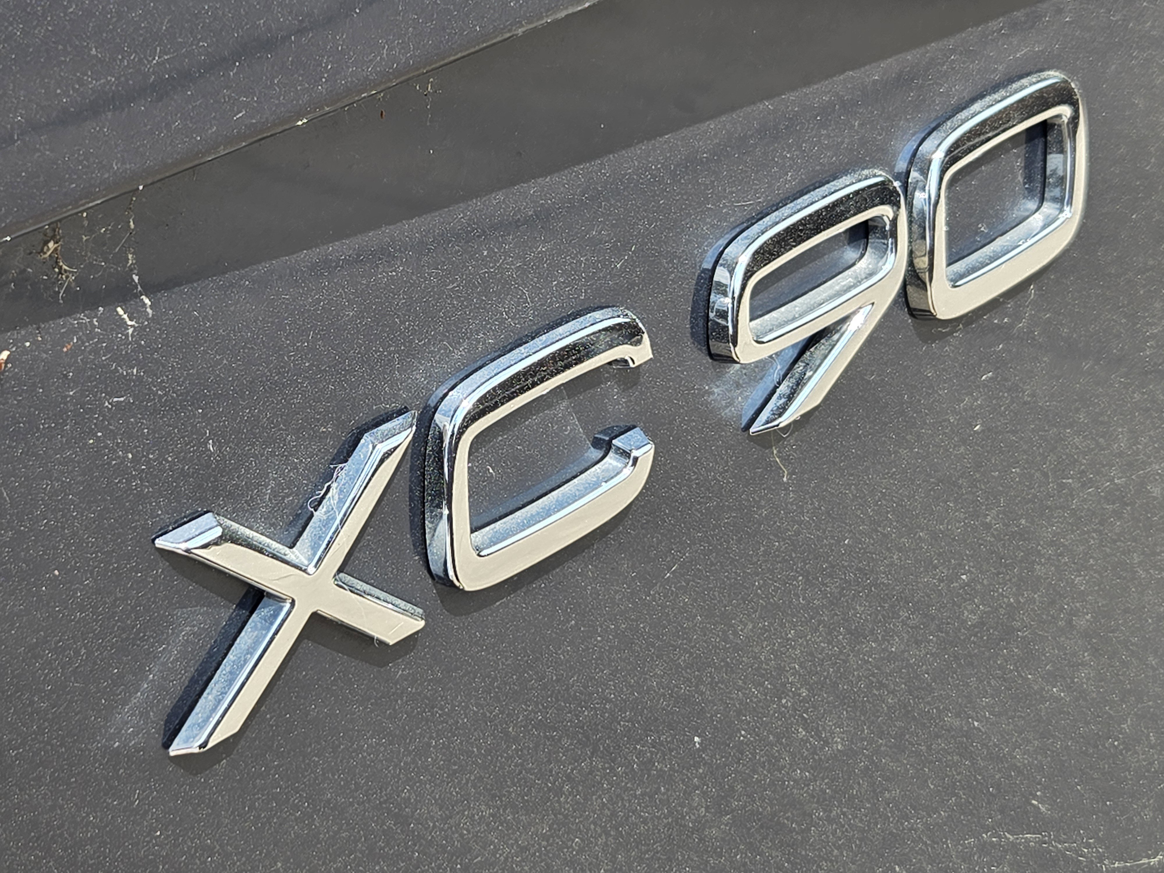 Certified 2025 Volvo XC90 T8 Plus w/ Protection Package Premier image 15