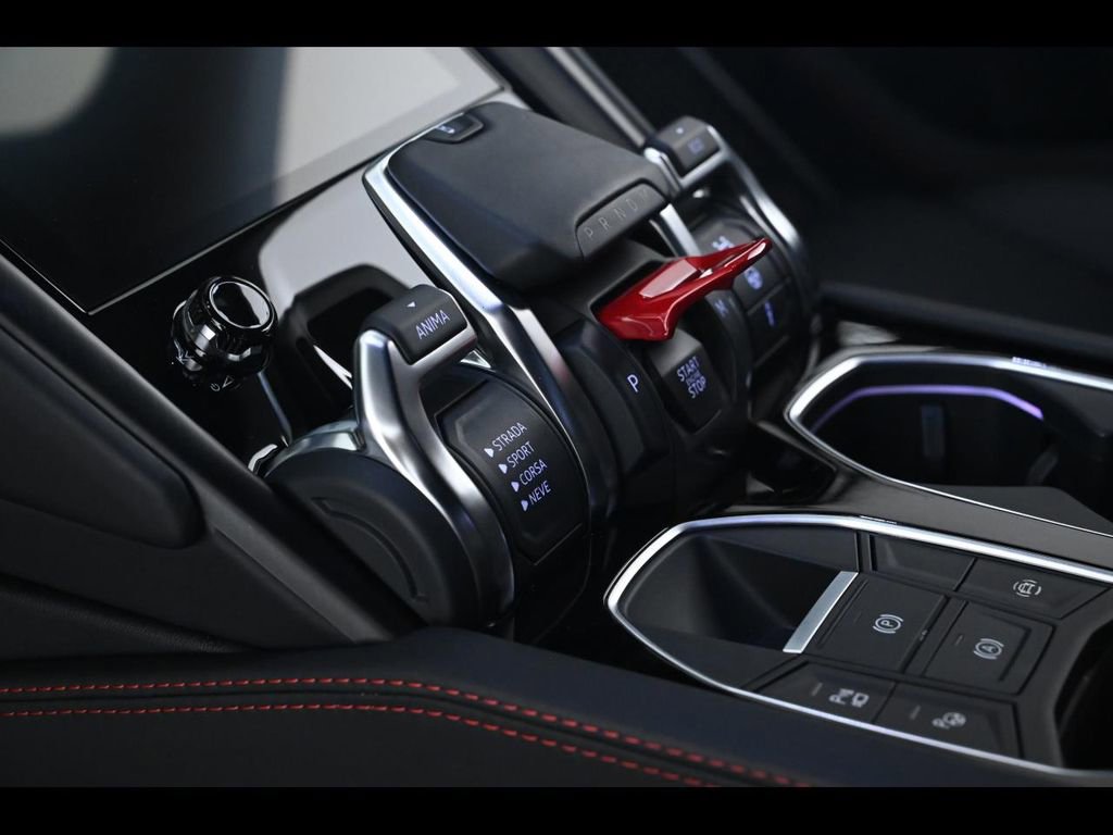 Used 2024 Lamborghini Urus S image 23