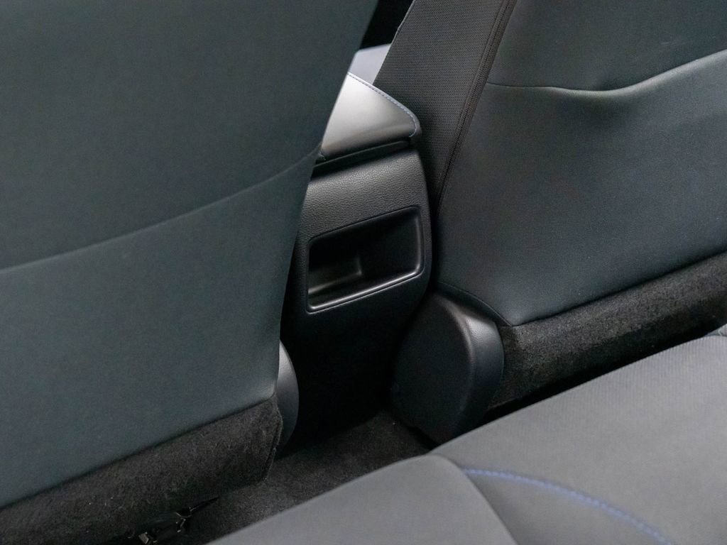 Used 2020 Toyota Corolla SE w/ SE Premium Package image 17