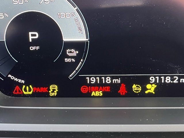 Used 2023 Audi Q4 e-tron Premium Plus image 17