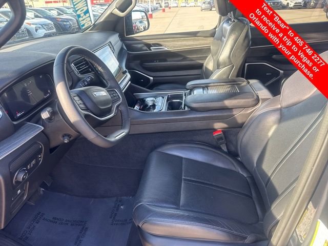 Used 2024 Jeep Wagoneer Series II w/ Flexible Seating Group image 19