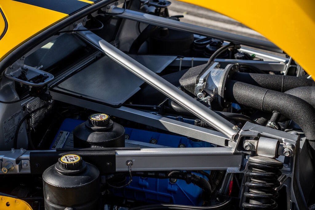 Used 2006 Ford GT RWD image 67