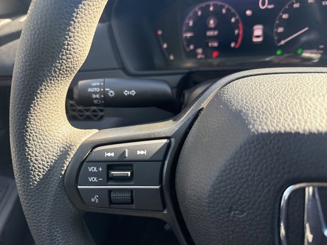 Used 2023 Honda Accord EX image 13