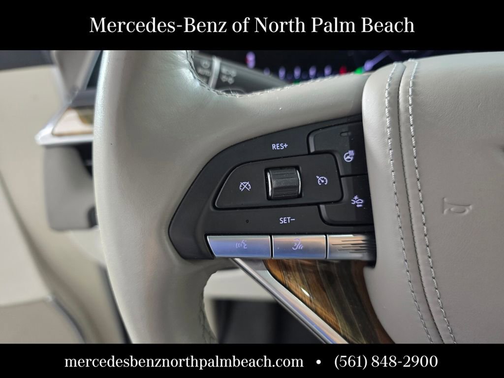 Used 2021 Cadillac Escalade ESV Premium Luxury Platinum AWD/4WD image 19