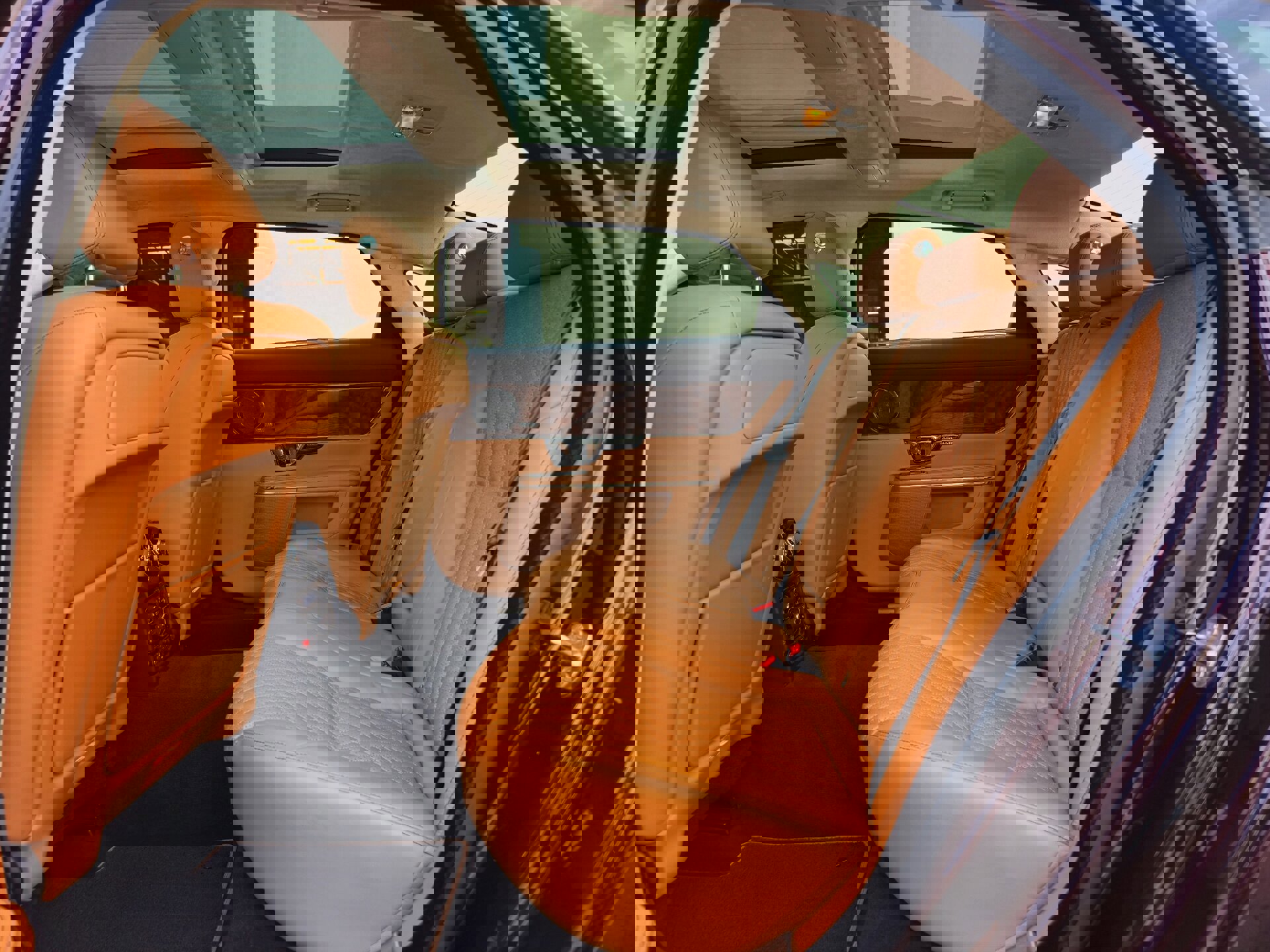 Used 2018 Jaguar XJ L Portfolio image 28