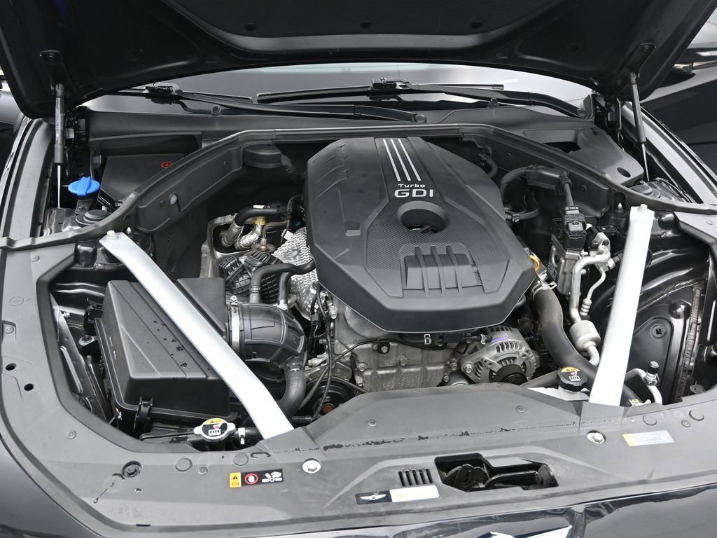 Used 2023 Genesis G70 2.0T w/ Sport Prestige Package image 11