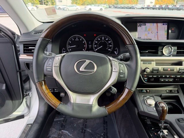 Used 2015 Lexus ES 350 FWD image 13