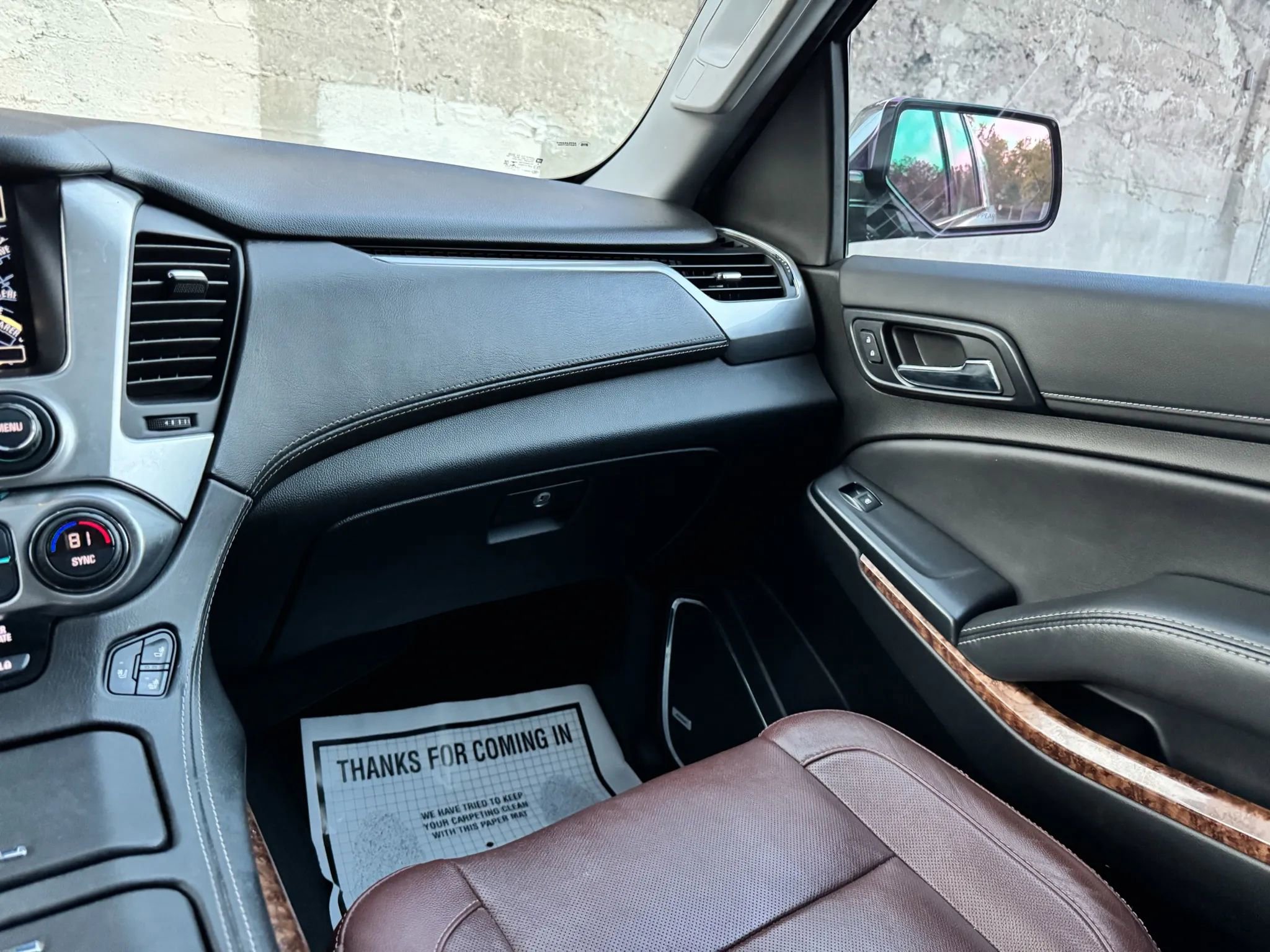 Used 2020 Chevrolet Suburban Premier w/ Premier Plus Edition image 40