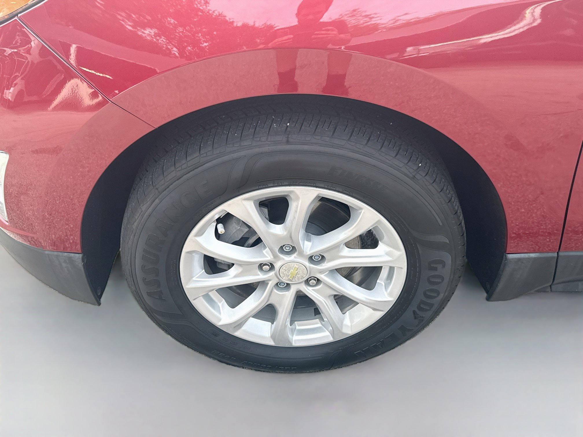 Used 2020 Chevrolet Equinox LT FWD image 34