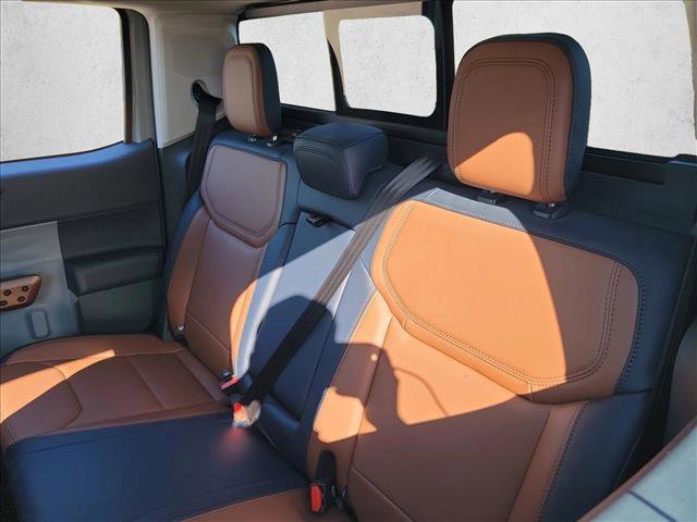 Used 2024 Ford Maverick Lariat image 14