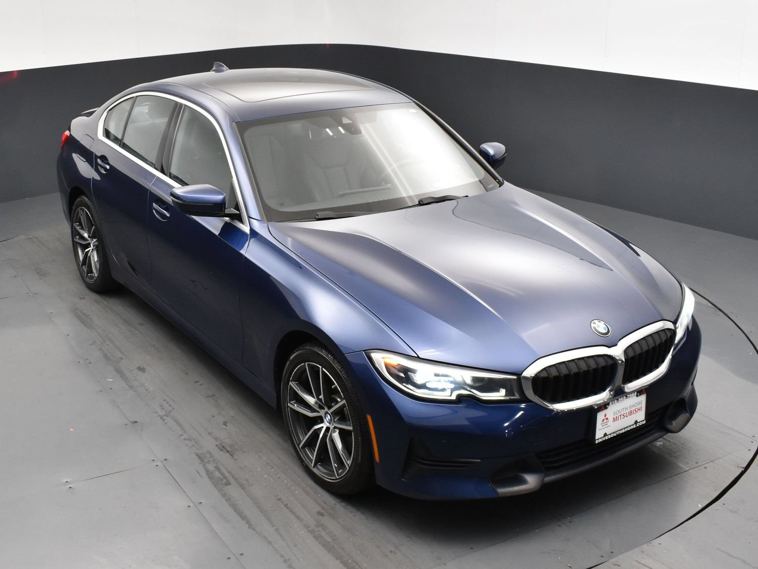Used 2019 BMW 330i xDrive Sedan w/ Premium Package AWD/4WD image 21