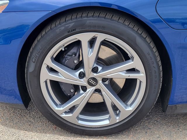 Used 2023 Audi e-tron GT Premium Plus AWD/4WD image 10