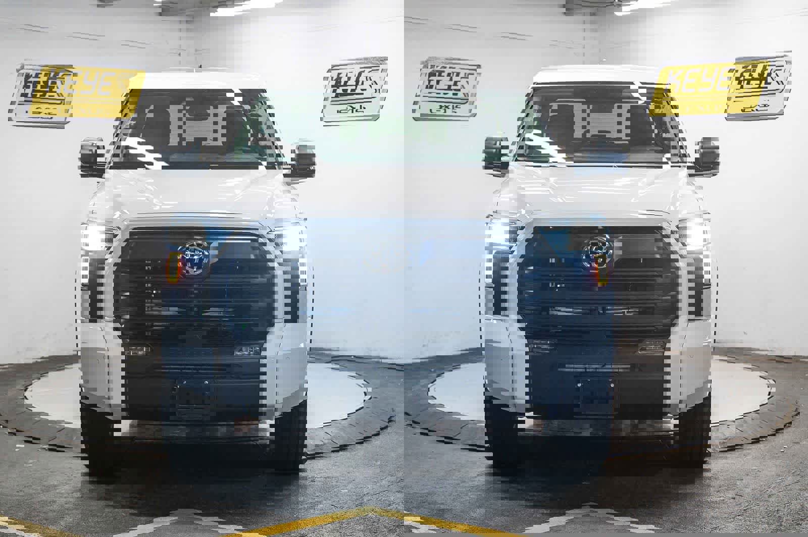 Used 2024 Toyota Tundra SR5 w/ SR5 Convenience Package image 3