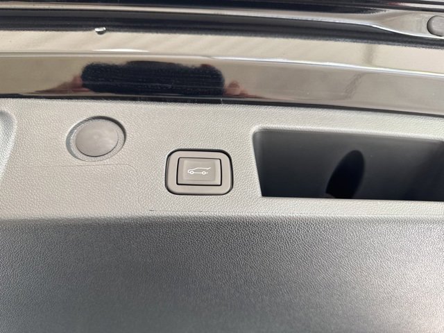 New 2026 GMC Terrain AT4 w/ Convenience Package III image 34