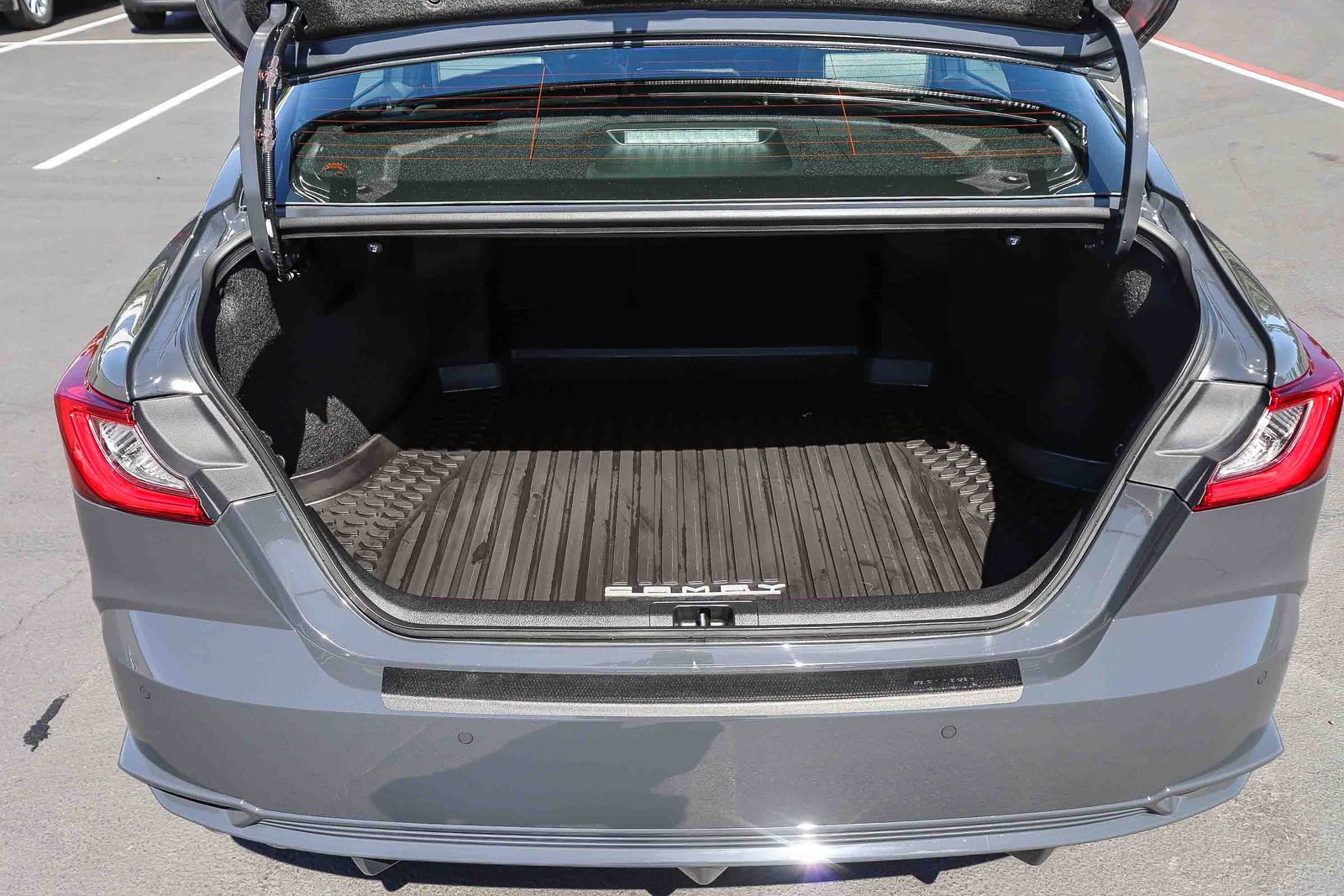 Certified 2025 Toyota Camry XSE w/ Premium Plus Package FWD image 33