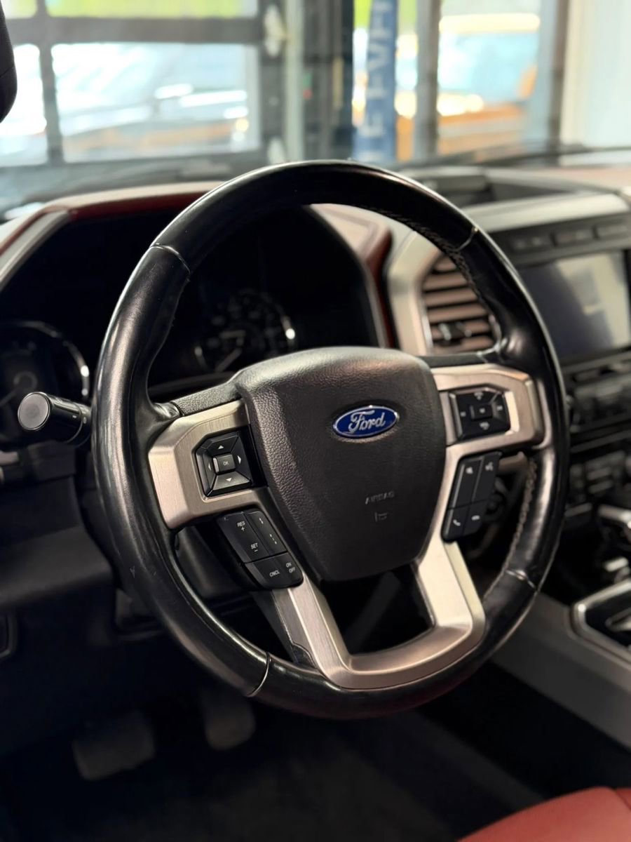Used 2018 Ford F150 Platinum w/ Equipment Group 701A Luxury AWD/4WD image 28