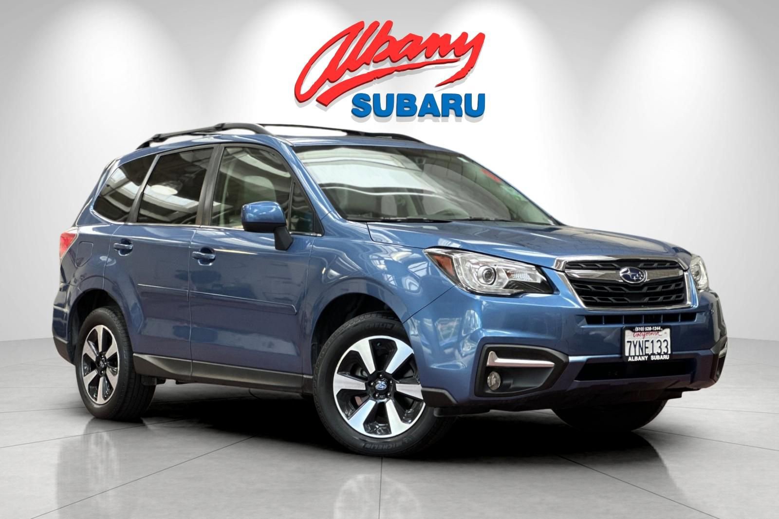 Used 2017 Subaru Forester 2.5i Limited AWD/4WD image 2