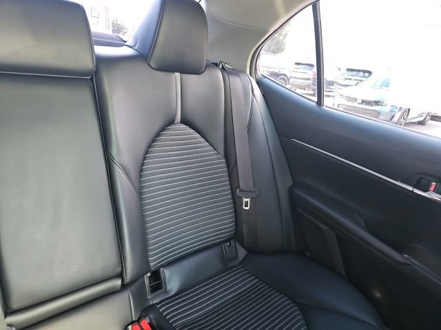 Used 2021 Toyota Camry SE AWD/4WD image 12