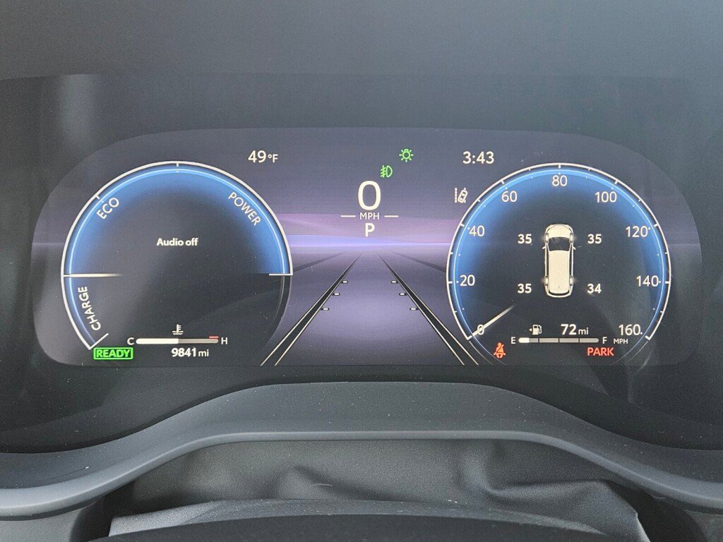 Used 2025 Toyota Sienna Platinum image 28