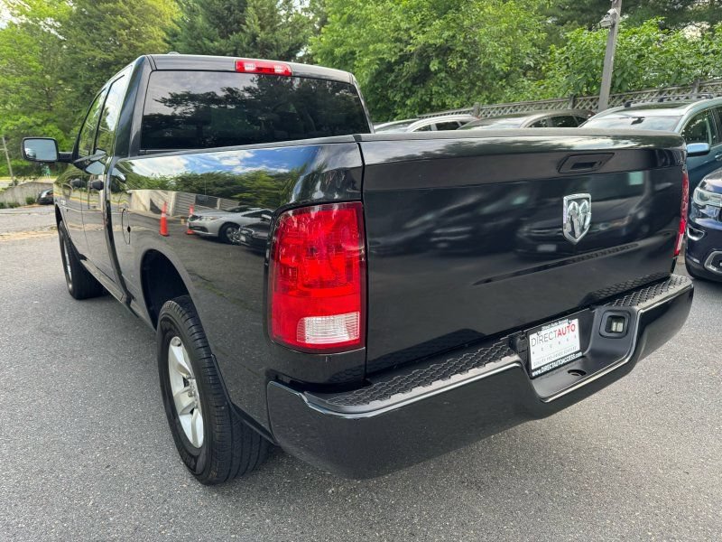 Used 2017 RAM 1500 Express AWD/4WD image 5