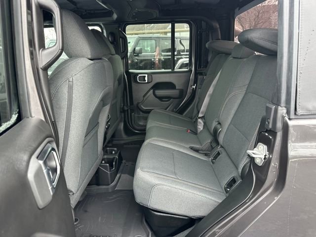 New 2026 Jeep Gladiator Sport image 17