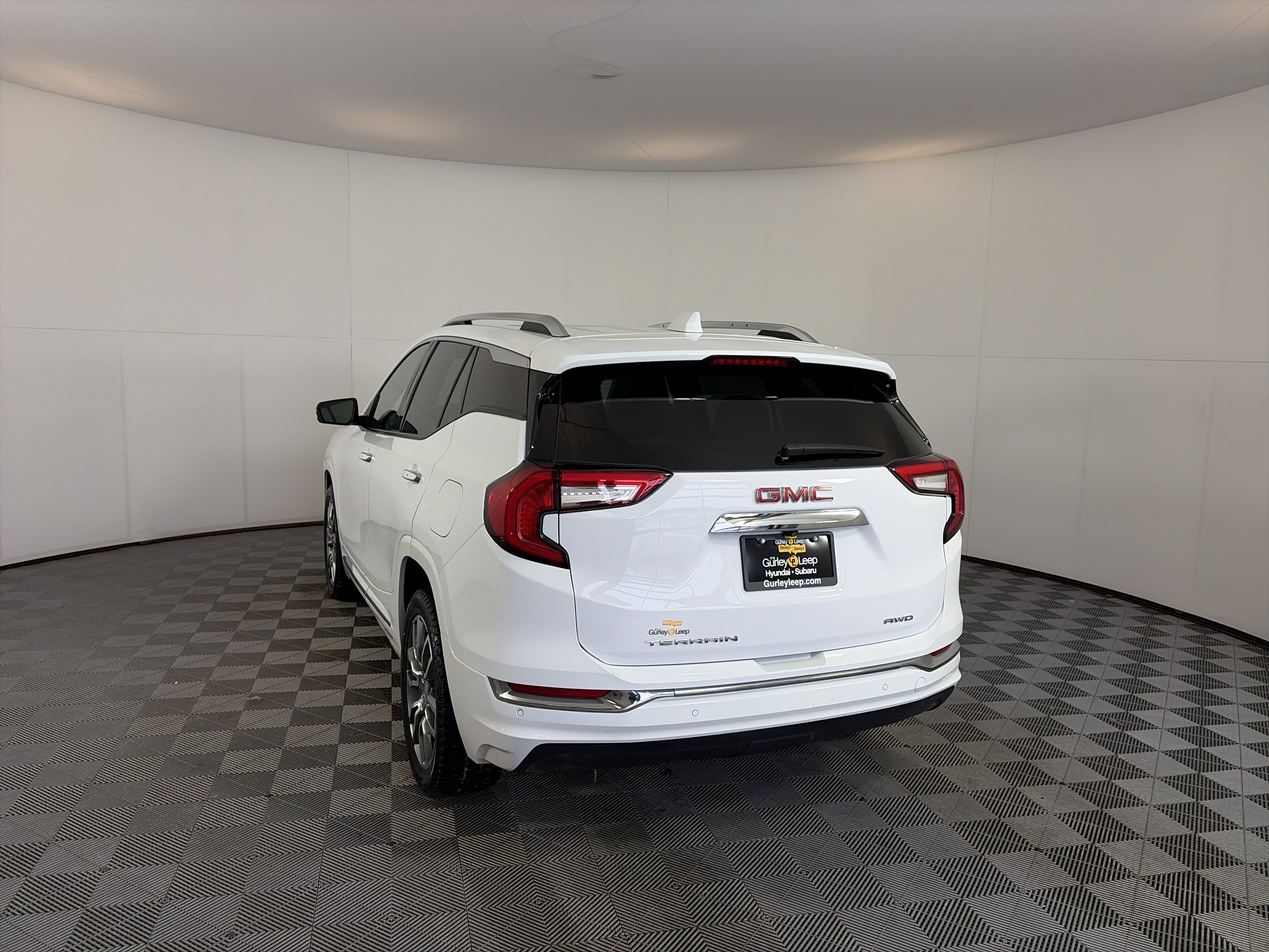 Used 2022 GMC Terrain Denali image 8