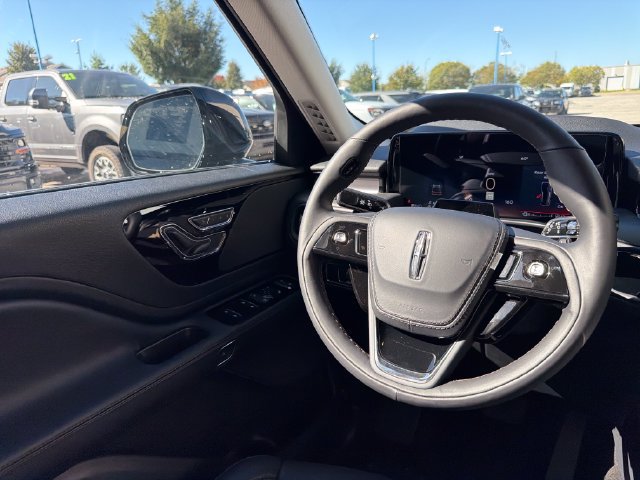 New 2027 Lincoln Aviator AWD w/ Jet Appearance Package image 19