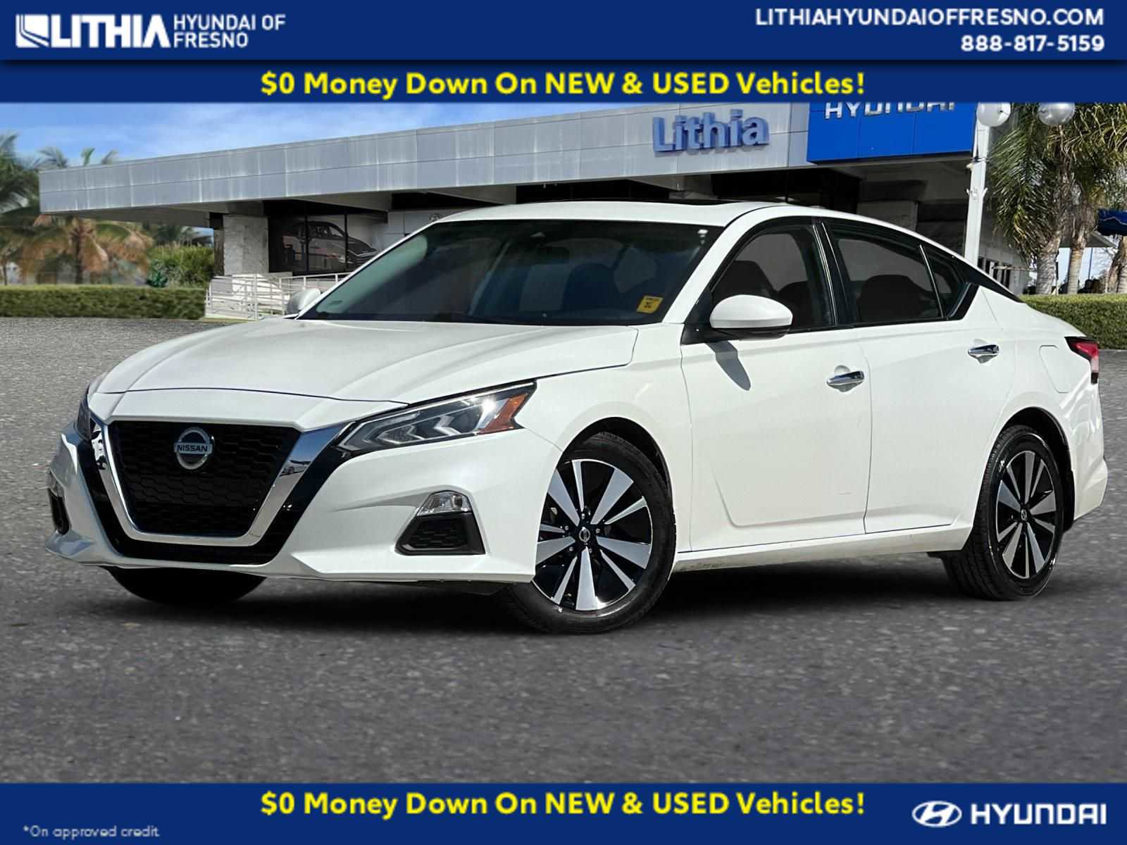 Used 2022 Nissan Altima 2.5 SV w/ SV Premium Package AWD/4WD image 1