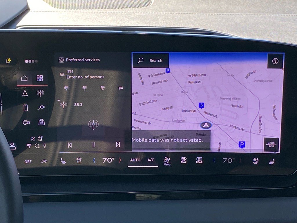 Used 2025 Audi Q6 e-tron Premium Plus w/ Premium Plus image 8