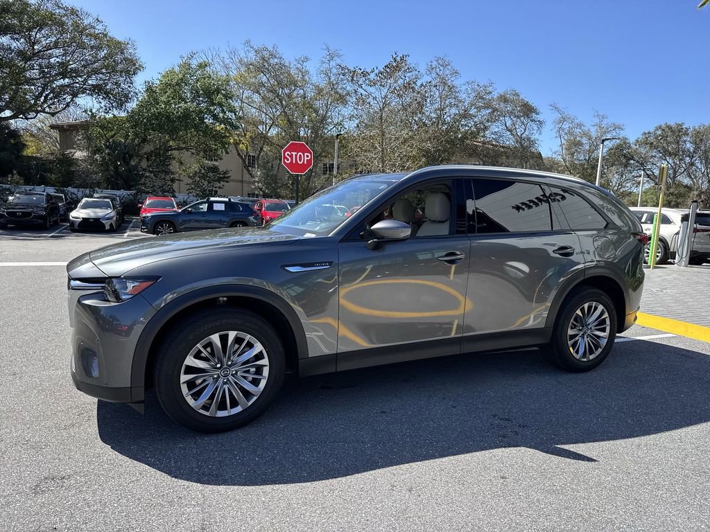 Certified 2025 MAZDA CX-90 3.3 Turbo w/ Preferred Package image 11