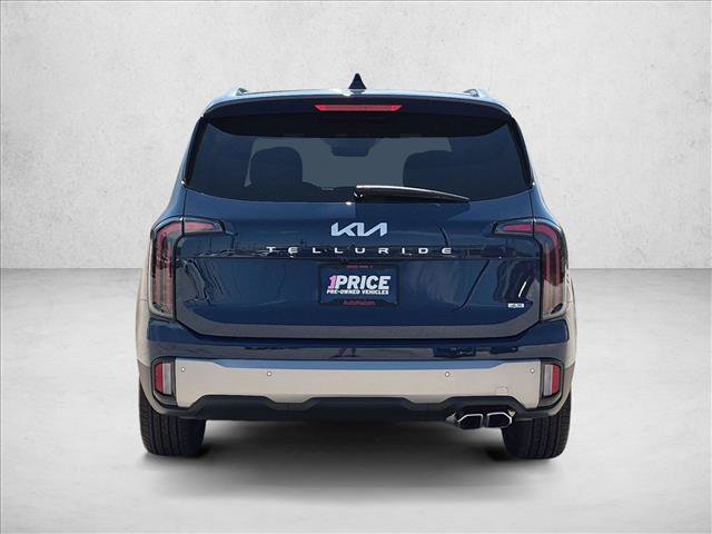 Used 2025 Kia Telluride SX w/ SX Captain's Chair Package AWD/4WD image 7