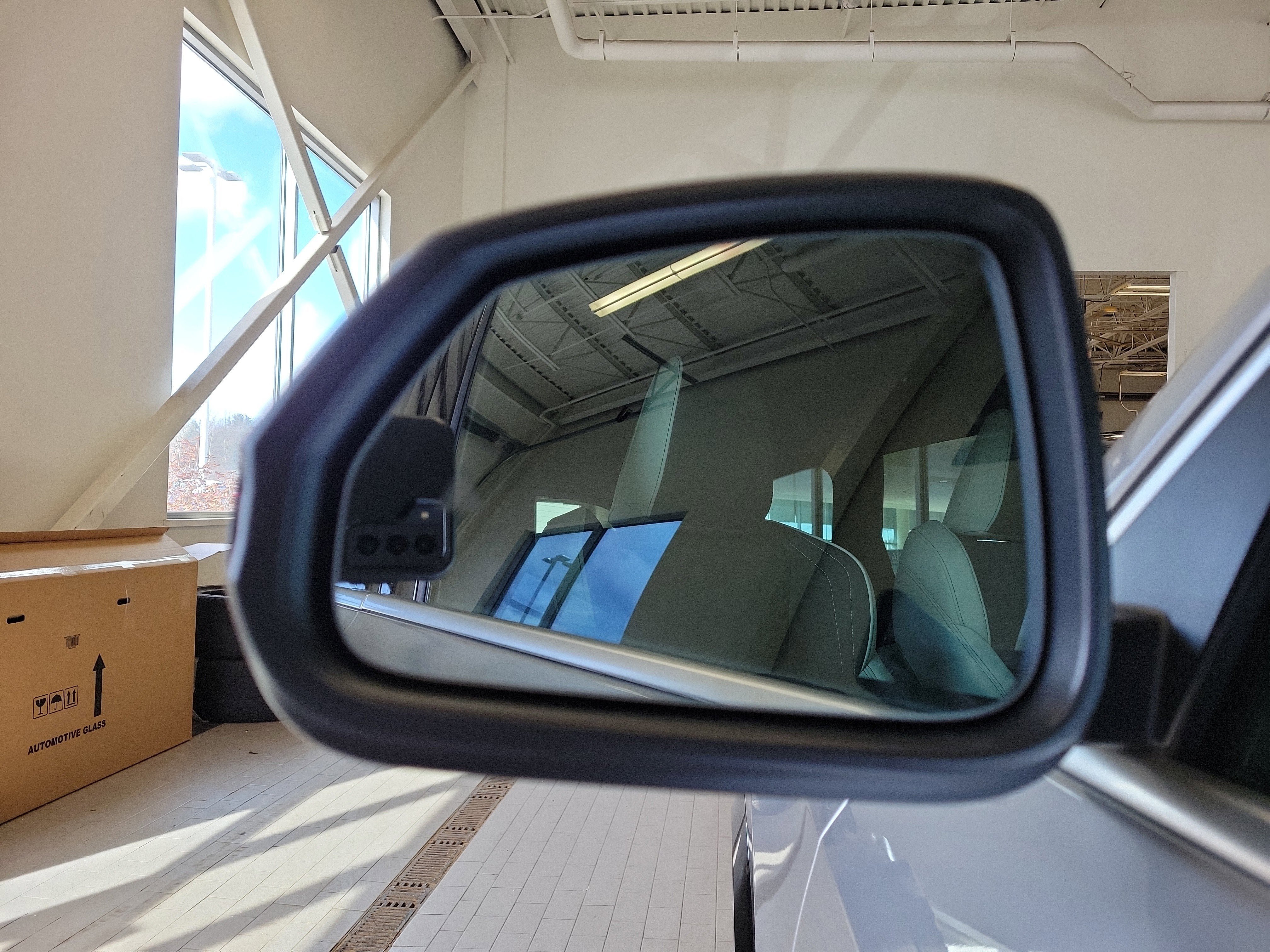 New 2026 BMW X1 xDrive28i w/ Technology Package AWD/4WD image 13
