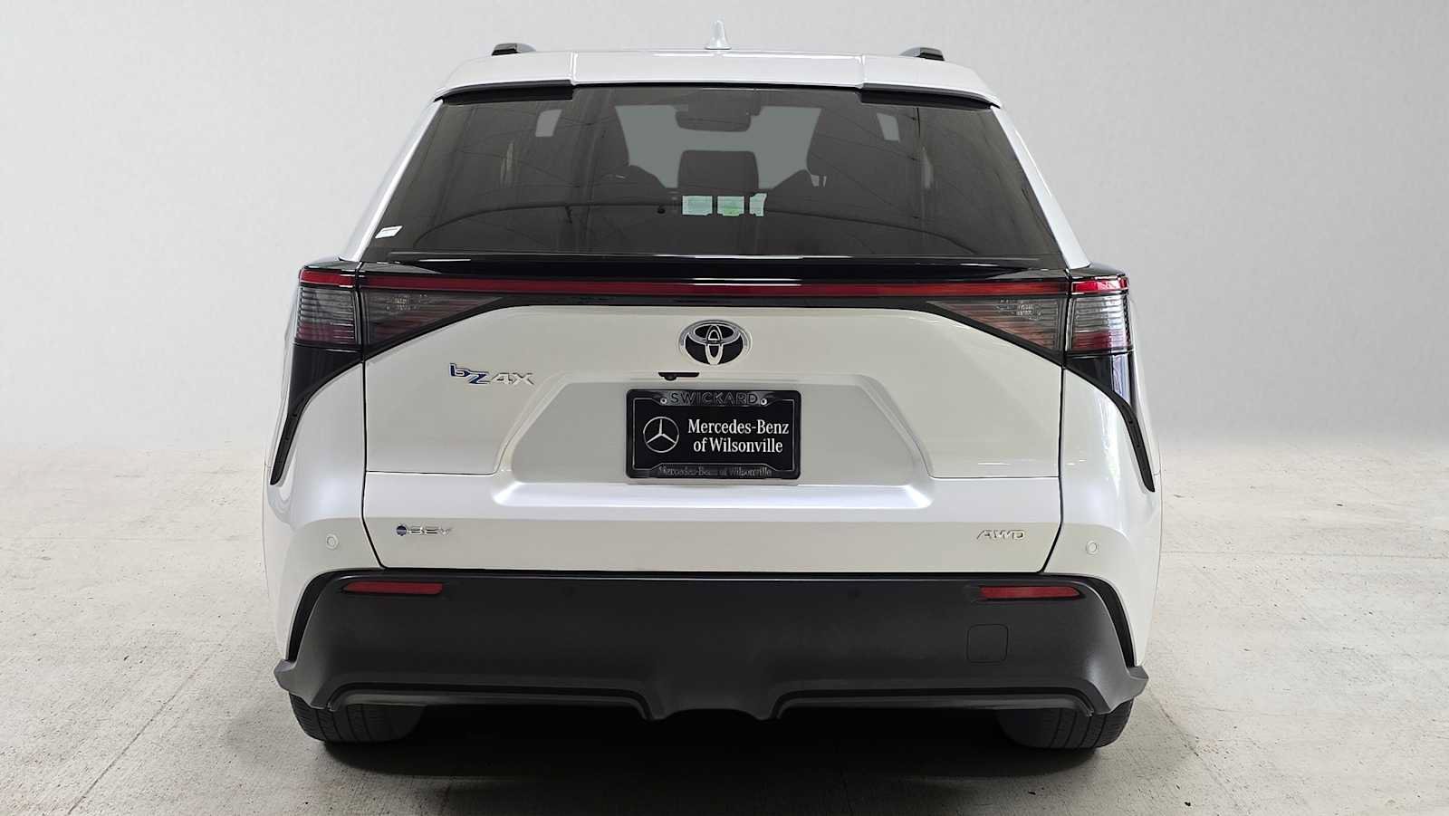Used 2024 Toyota bZ4X AWD w/ Weather Package image 4